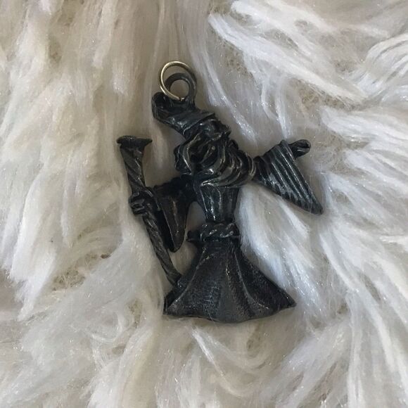 Unbranded Jewelry - Wizard Pendant Charm Silver Tone Patina Metal 1.5 Inch Fantasy Fairycore